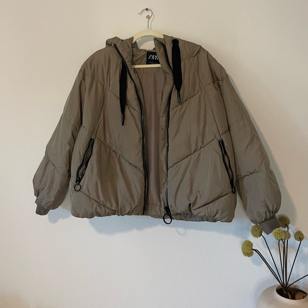 ZARA Women’s Puffer: Size XS